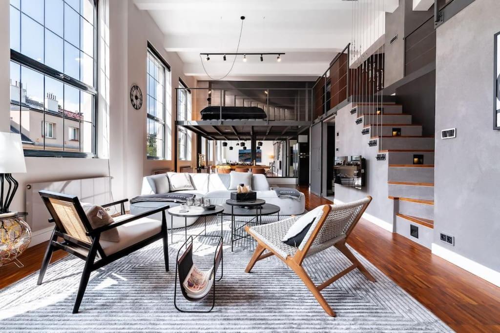 Апартаменты The Factory Loft Прага Экстерьер фото
